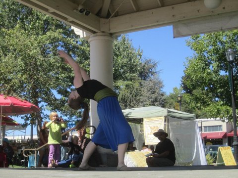 248407_10151059990343907_1656711043_n